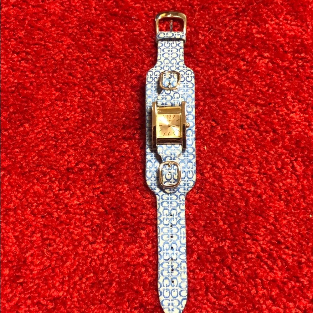 Guess Watch